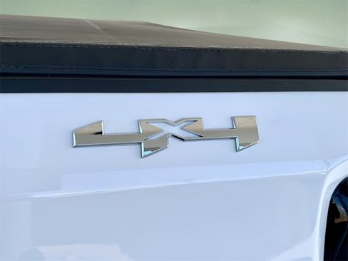 Used 2023 GMC Sierra 1500 Elevation image 45