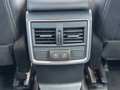 Used 2024 Subaru Forester Limited AWD/4WD image 34