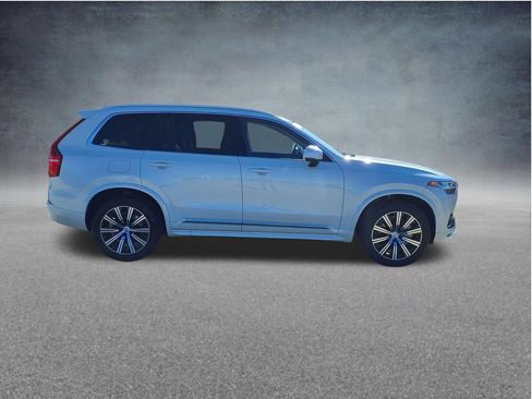 Certified 2025 Volvo XC90 B5 Core w/ Protection Package AWD/4WD image 9