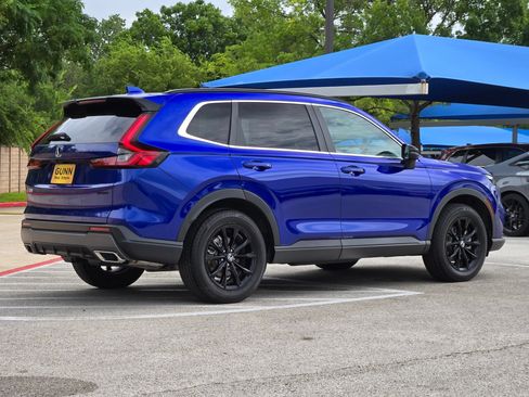 Used 2025 Honda CR-V Sport image 3