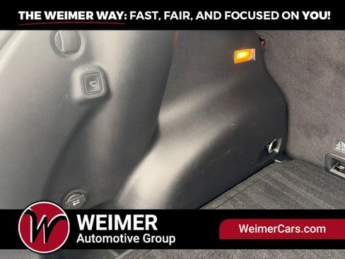 Used 2021 Jeep Compass Latitude w/ Sun and Sound Group AWD/4WD image 9