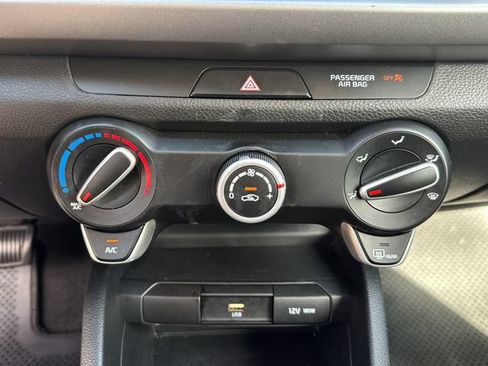Used 2023 Kia Rio S FWD image 27