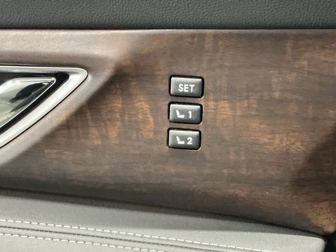 Used 2023 Subaru Ascent Touring image 36