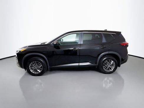 Used 2023 Nissan Rogue S AWD/4WD image 4