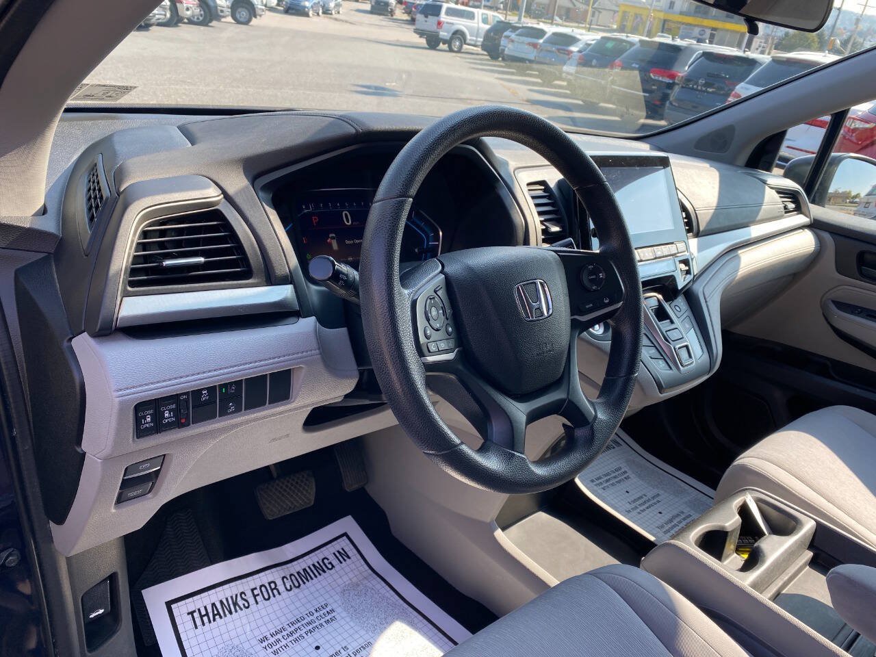 Used 2018 Honda Odyssey EX image 10