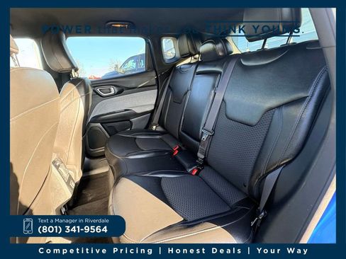 Used 2024 Jeep Compass Latitude image 9