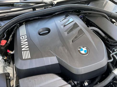 Used 2025 BMW 330i Sedan w/ M Sport Package RWD image 34
