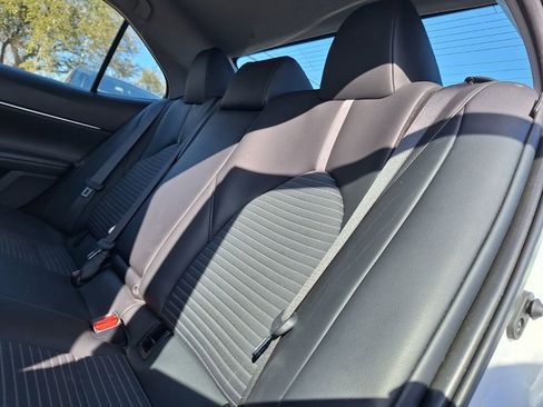 Used 2024 Toyota Camry SE image 22