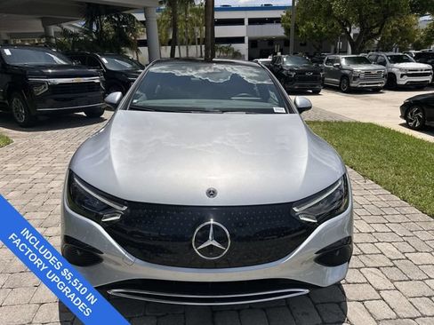 Used 2023 Mercedes-Benz EQE 500 4MATIC Sedan image 19