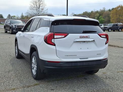 Used 2023 GMC Terrain SLE w/ Driver Convenience Package AWD/4WD image 9