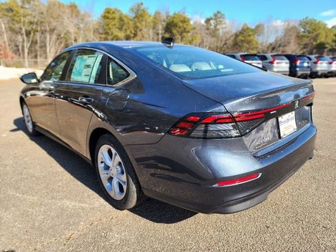 New 2025 Honda Accord LX image 4