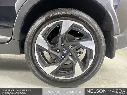 Used 2024 Subaru Crosstrek 2.5i Limited w/ Crosstrek Mirror Package AWD/4WD image 11
