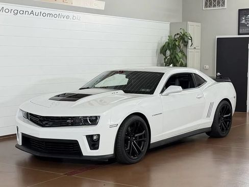 Used 2012 Chevrolet Camaro ZL1 RWD image 7