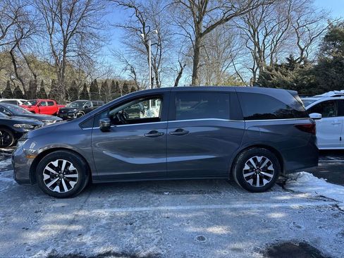 Certified 2025 Honda Odyssey EX-L image 6