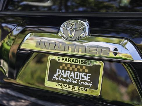Used 2022 Toyota 4Runner Limited AWD/4WD image 15