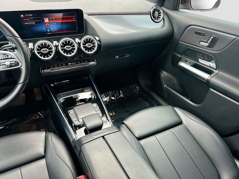 Used 2021 Mercedes-Benz GLA 250 image 22