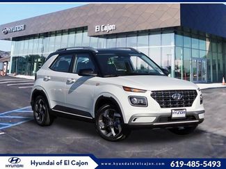 New 2025 Hyundai Venue Limited video 1