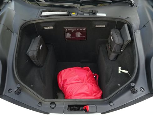 Used 2018 Ferrari 488 Spider RWD image 18