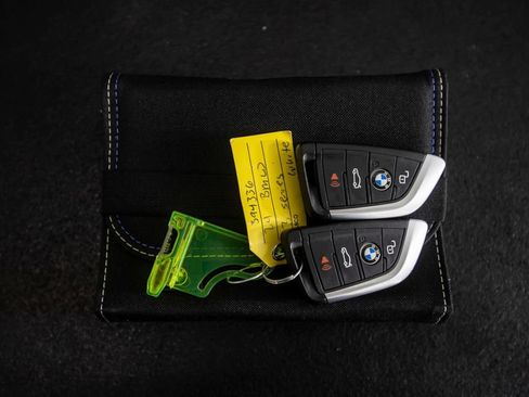 Used 2024 BMW 330i Sedan w/ M Sport Package RWD image 48