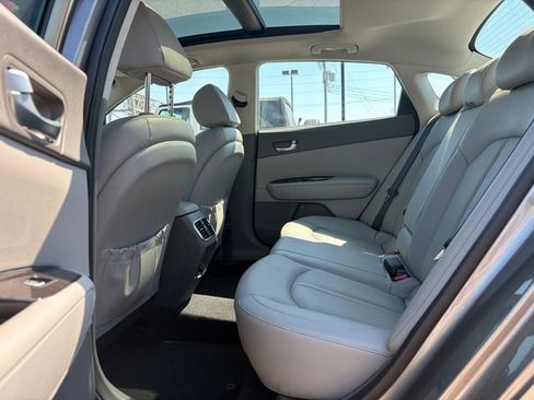 Used 2016 Kia Optima EX w/ Premium Package image 23