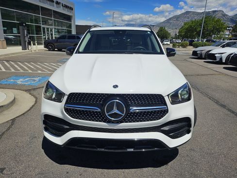Used 2022 Mercedes-Benz GLE 350 4MATIC image 2