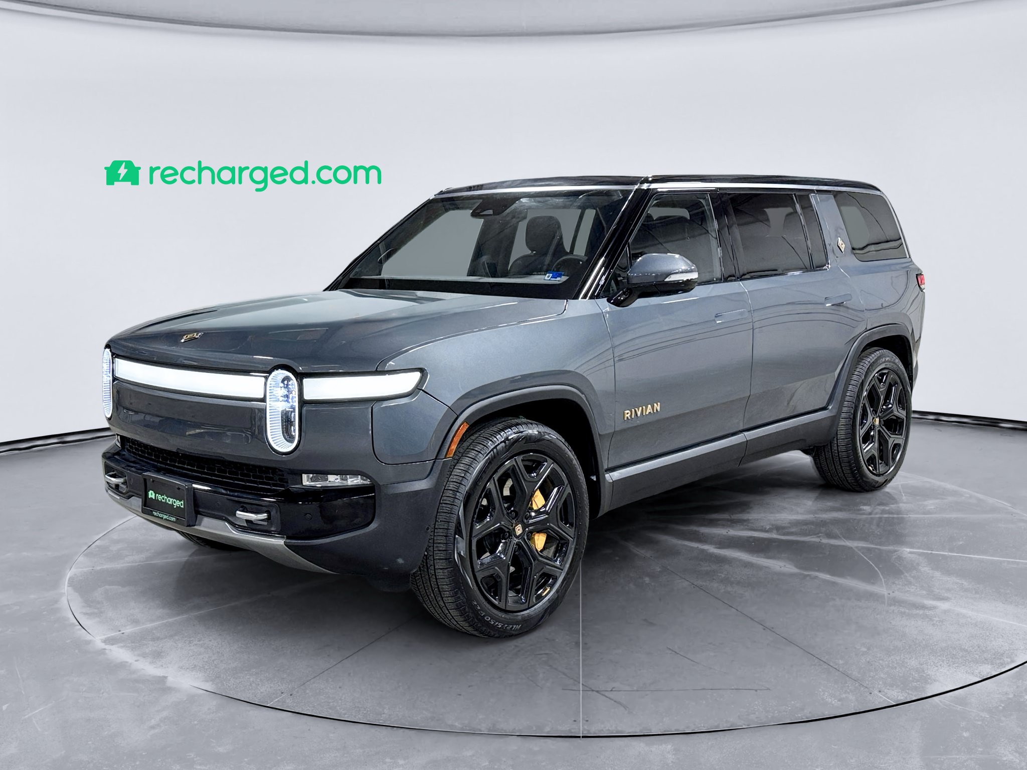 Used 2022 Rivian R1S Launch Edition Quad AWD/4WD image 1