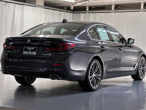 Used 2023 BMW 530i w/ Convenience Package image 8