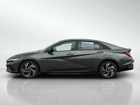 New 2026 Hyundai Elantra Sport w/ Cargo Package FWD image 4