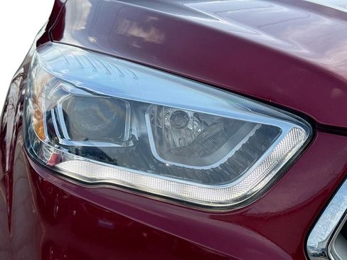 Used 2017 Ford Escape Titanium image 38