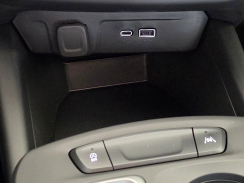 New 2026 Chevrolet Trax RS w/ Driver Confidence Package image 28