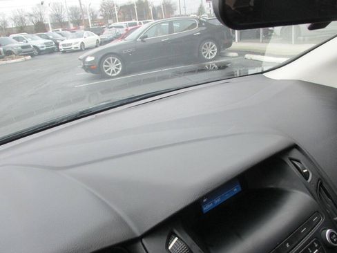 Used 2018 Ford Focus S FWD image 44