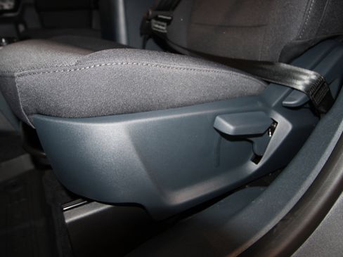 New 2026 Ford Maverick XL AWD/4WD image 6