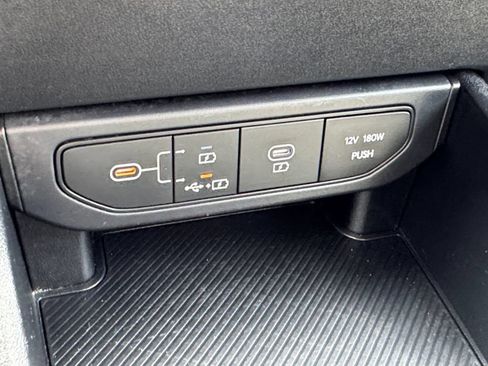 Used 2025 Kia K4 FWD image 27