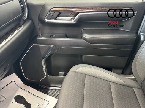 Used 2024 GMC Sierra 1500 Elevation image 29