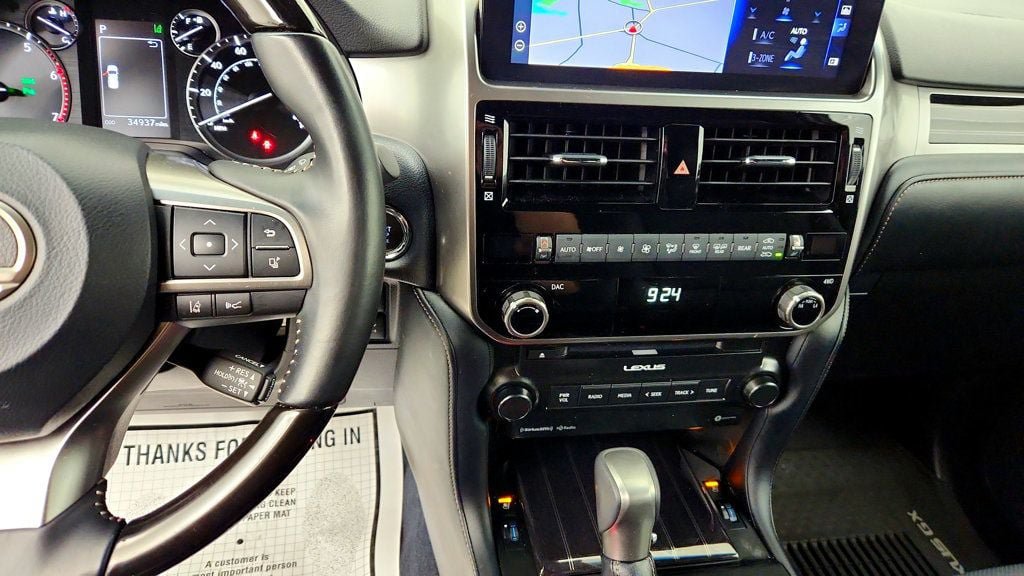 Used 2023 Lexus GX 460 Premium w/ Premium Package AWD/4WD image 18