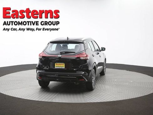Used 2023 Nissan Kicks SV FWD image 36