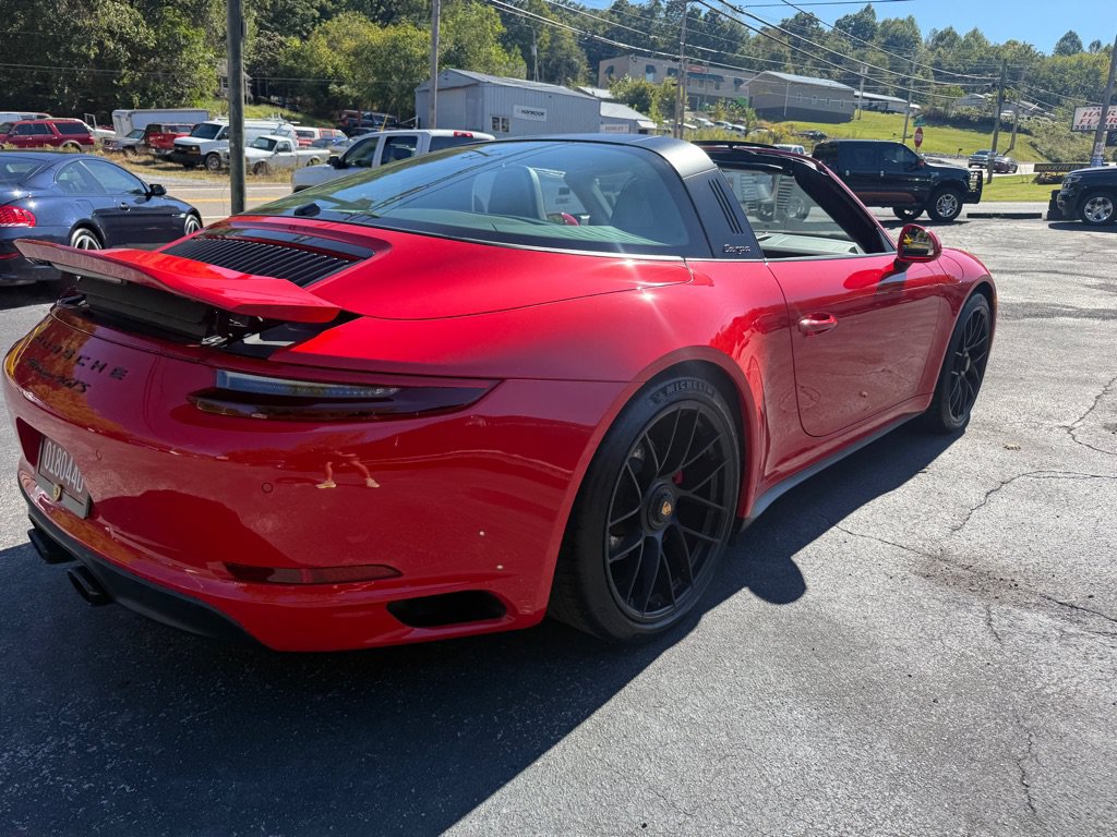Used 2019 Porsche 911 Targa 4S AWD/4WD image 6