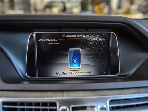 Used 2016 Mercedes-Benz E 350 Sedan w/ Premium Package image 23