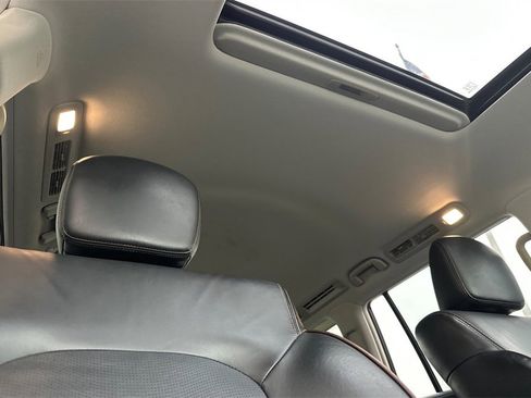 Used 2019 Nissan Armada SL w/ Premium Package image 20