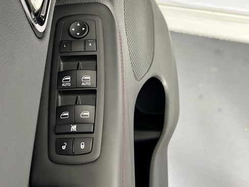 Used 2022 Dodge Durango R/T w/ Blacktop Package image 18