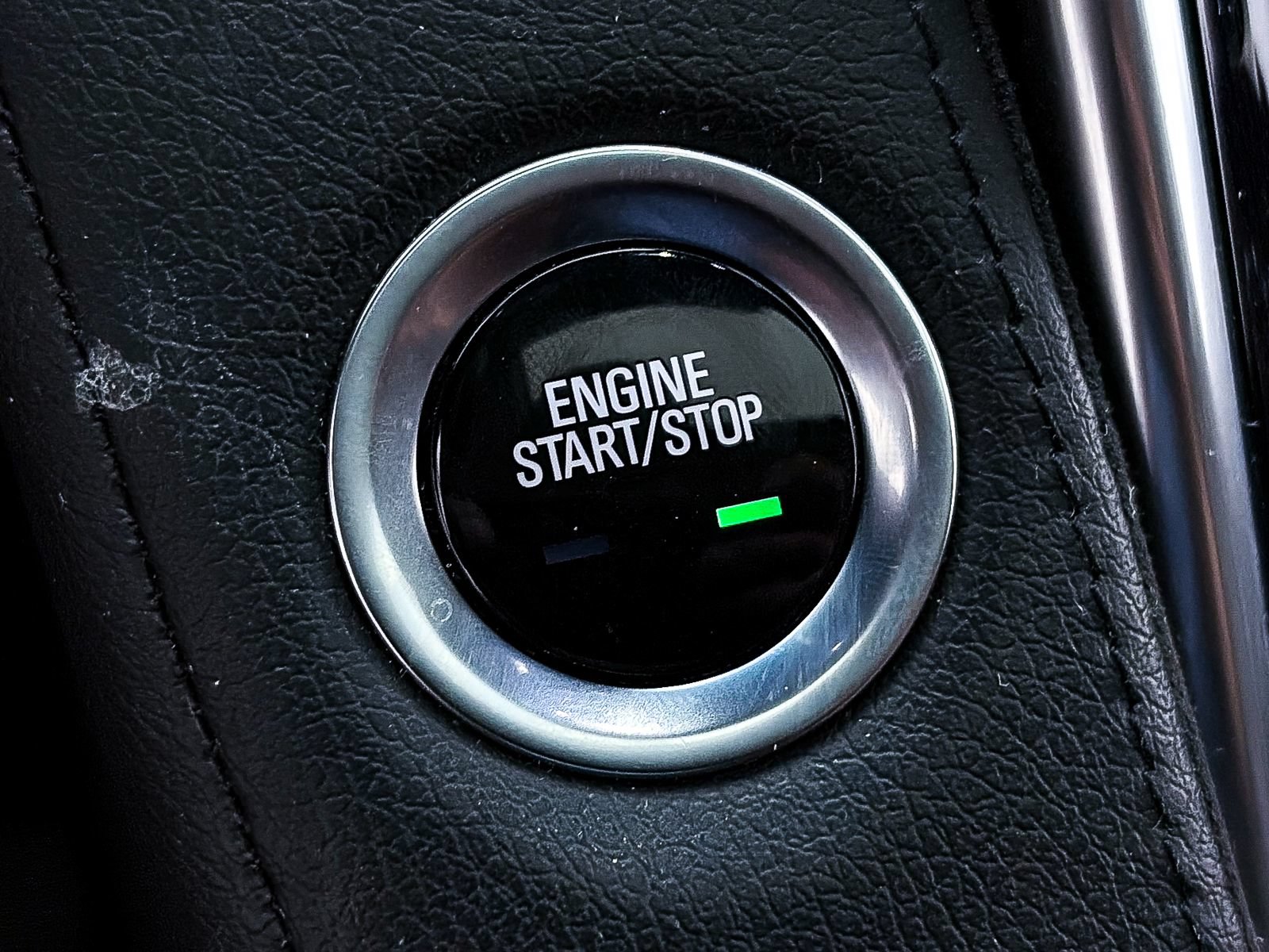 Used 2020 Cadillac Escalade ESV Luxury AWD/4WD image 25