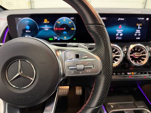 Used 2022 Mercedes-Benz EQB 300 4MATIC w/ AMG Night Package image 18