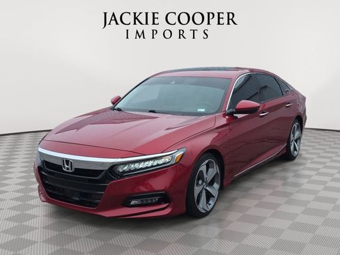 Used 2018 Honda Accord Touring image 1