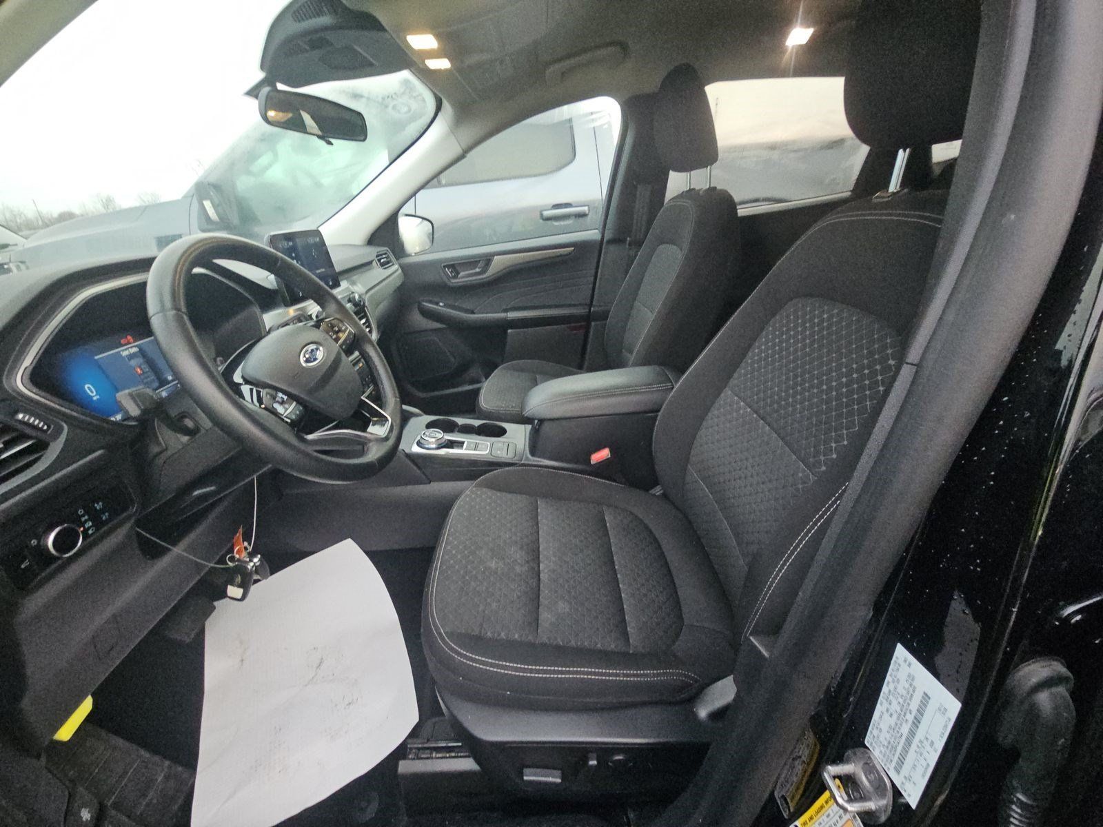 Used 2023 Ford Escape Active AWD/4WD image 13