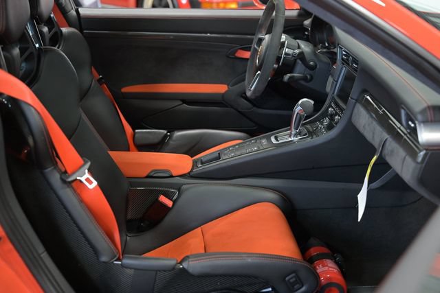 Used 2016 Porsche 911 GT3 RS RWD image 32