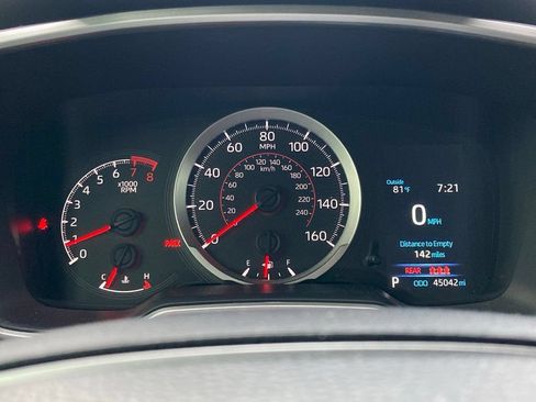 Used 2022 Toyota Corolla SE FWD image 12