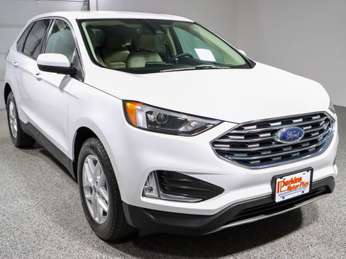 Used 2022 Ford Edge SEL w/ Convenience Package AWD/4WD image 5