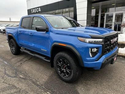 Used 2025 GMC Canyon Elevation w/ Convenience Package