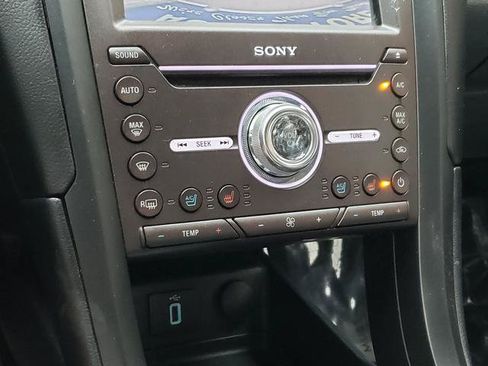 Used 2017 Ford Fusion Titanium AWD/4WD image 23