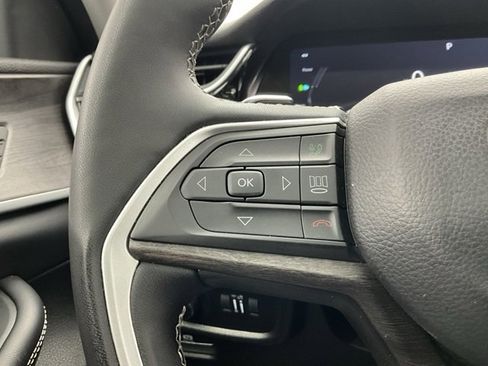 Used 2023 Jeep Grand Cherokee 4WD 4xe image 16